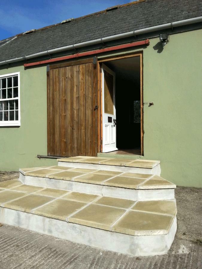 Granary Barn Hostel Helston Exteriör bild